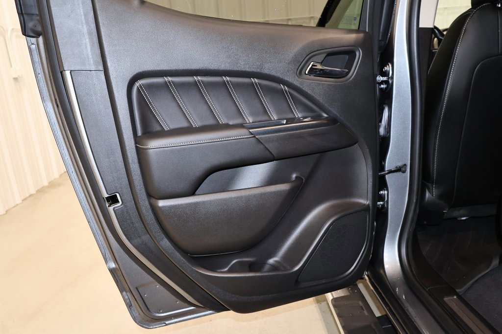 Used 2021 GMC Canyon Denali image 18