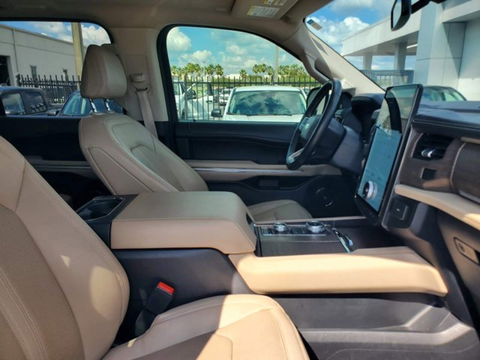 Certified 2023 Ford Expedition Max Limited image 37