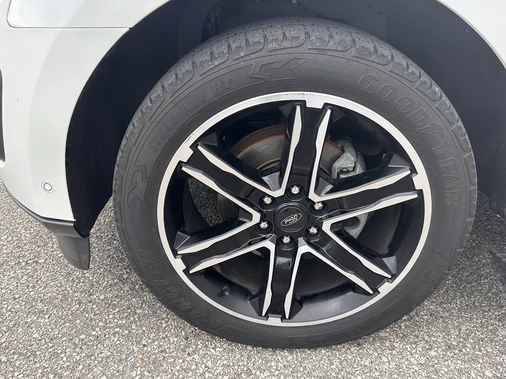 Certified 2020 Ford Expedition Limited w/ Equipment Group 303A AWD/4WD image 48