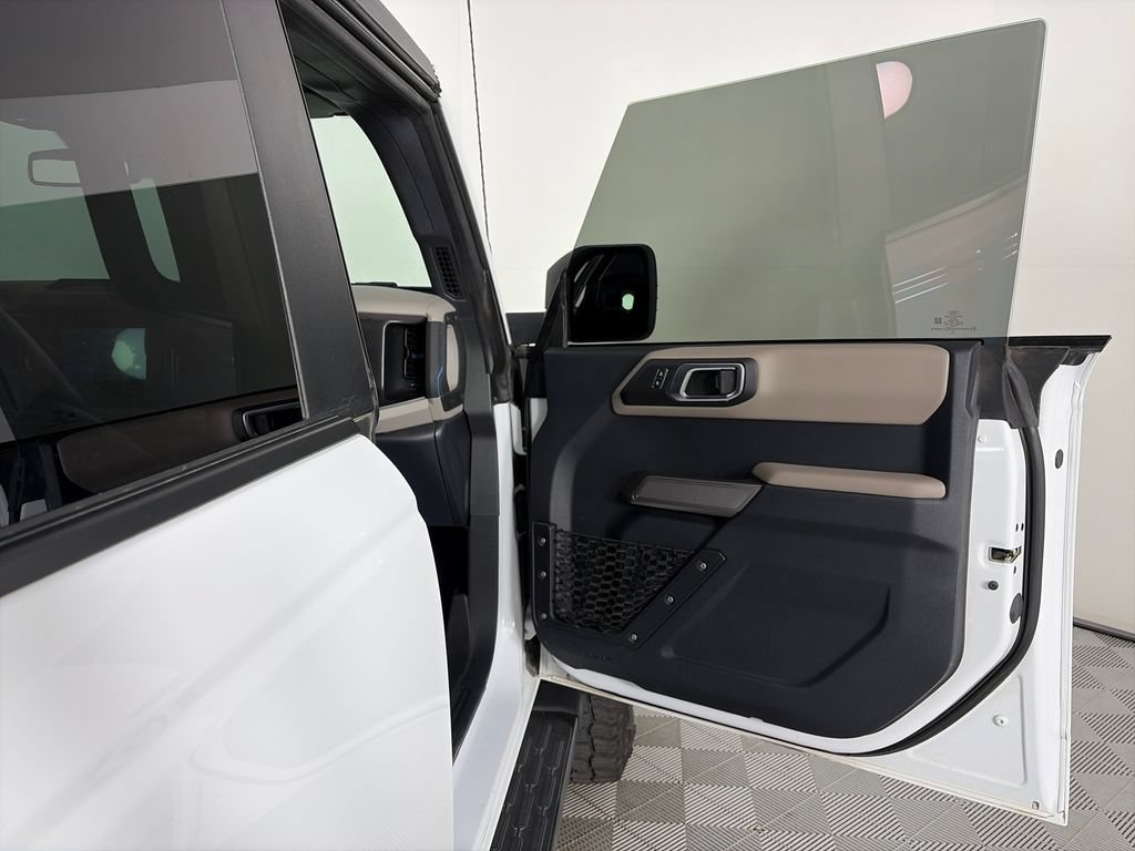 Certified 2023 Ford Bronco Wildtrak AWD/4WD image 31