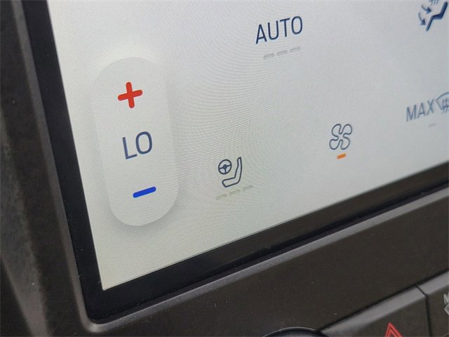 Certified 2024 Ford Edge SEL w/ Convenience Package image 18