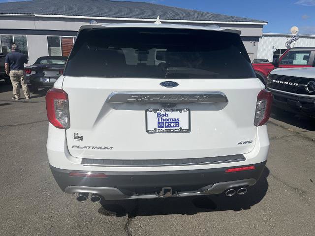 Certified 2022 Ford Explorer Platinum w/ Equipment Group 601A AWD/4WD image 3