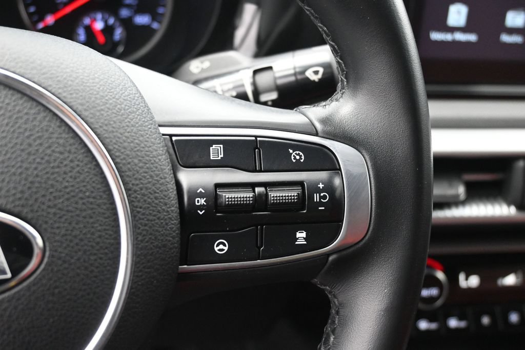 Used 2021 Kia K5 GT-Line w/ GT-Line FWD Premium Package image 7