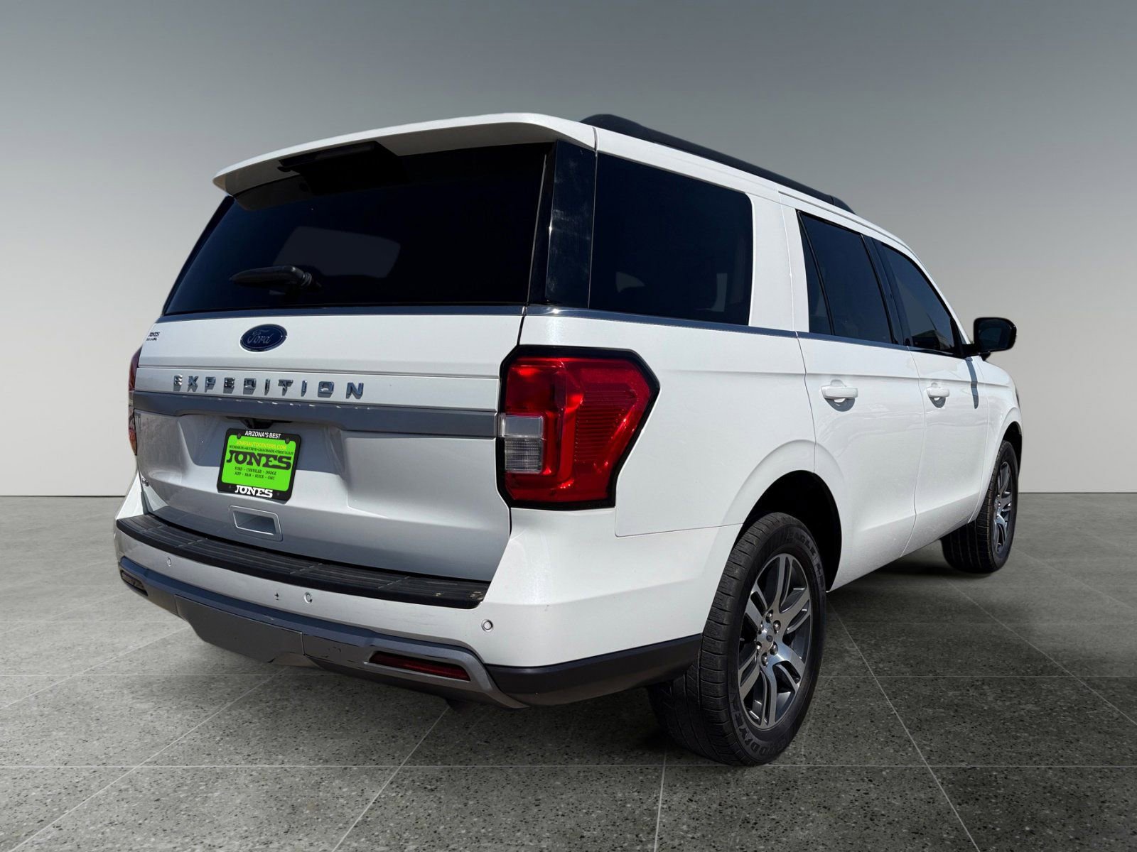 Certified 2023 Ford Expedition XLT AWD/4WD image 7