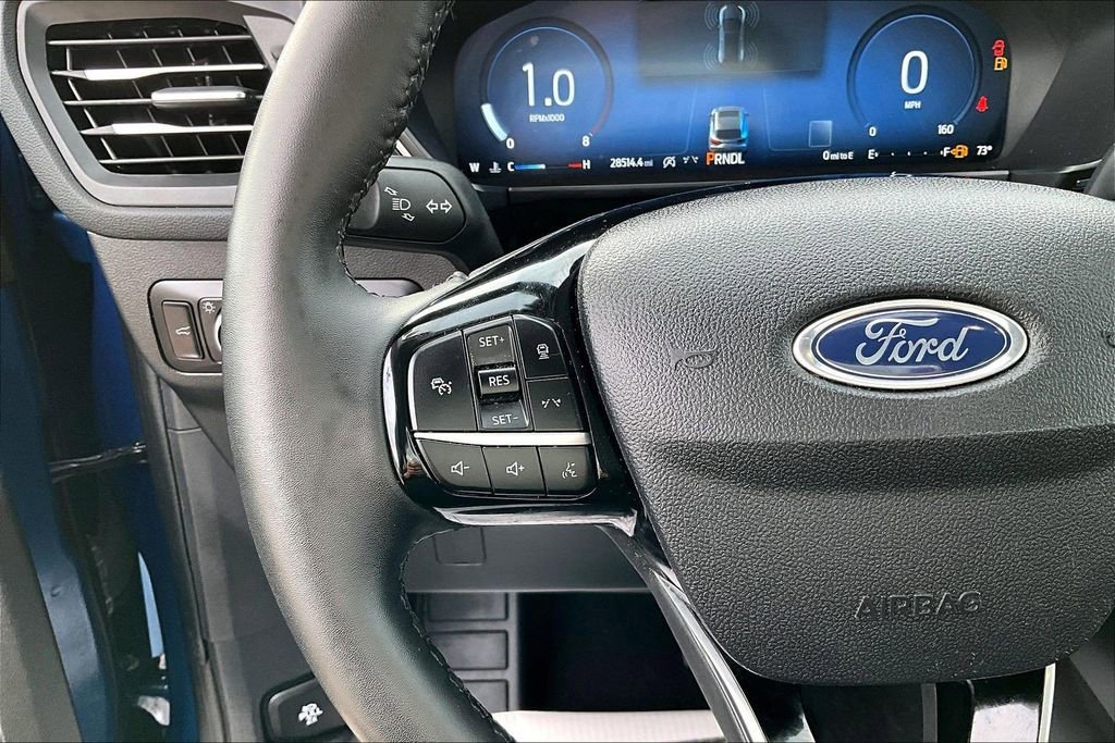 Certified 2023 Ford Escape Platinum w/ Premium Technology Package AWD/4WD image 17