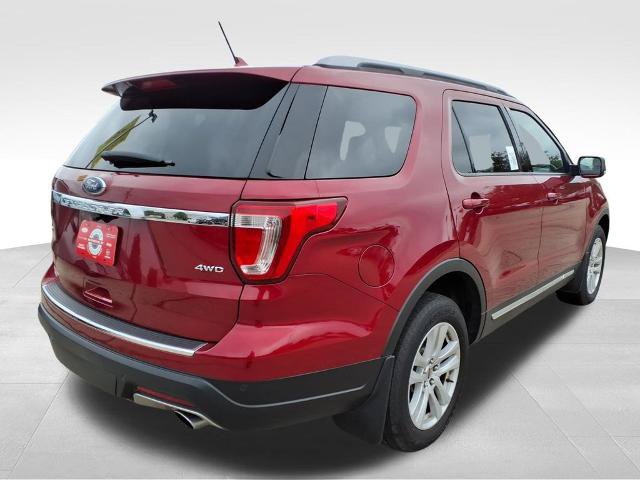 Certified 2018 Ford Explorer XLT w/ Equipment Group 201A AWD/4WD image 6