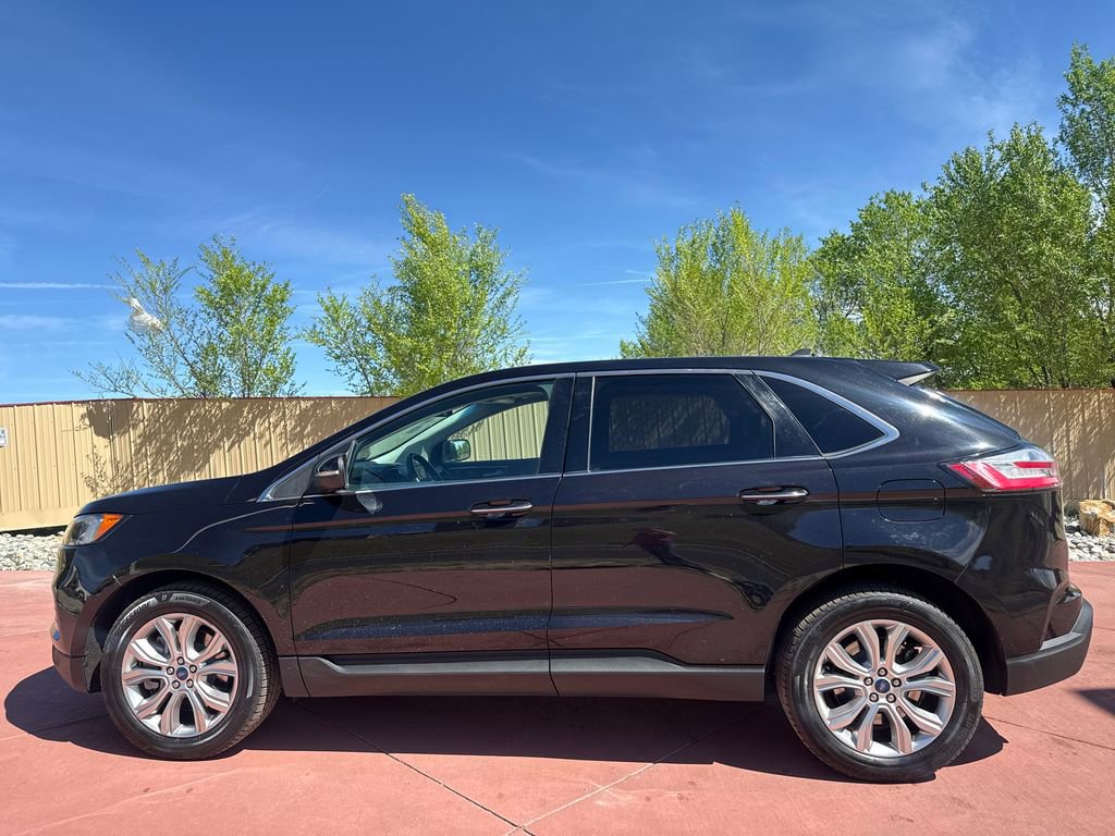 Certified 2022 Ford Edge Titanium w/ Equipment Group 301A AWD/4WD image 5