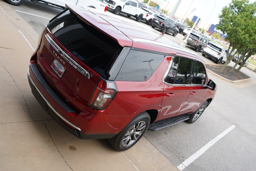 Used 2022 Chevrolet Tahoe LT w/ Luxury Package AWD/4WD image 13