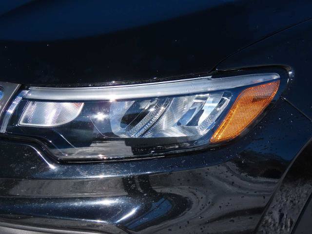 Used 2024 Jeep Compass Latitude image 10