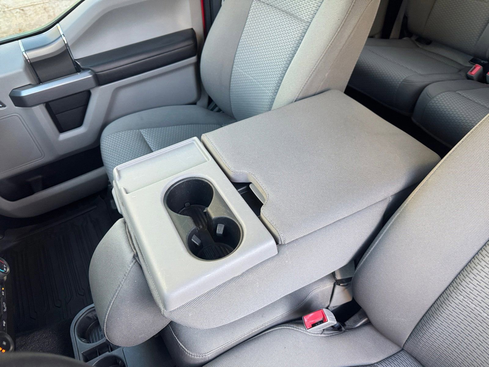 Certified 2019 Ford F150 XLT w/ Equipment Group 302A Luxury image 22