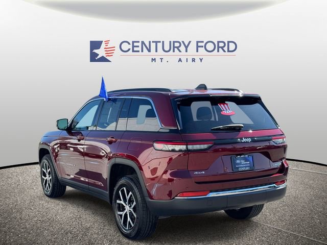 Used 2024 Jeep Grand Cherokee Limited AWD/4WD image 4