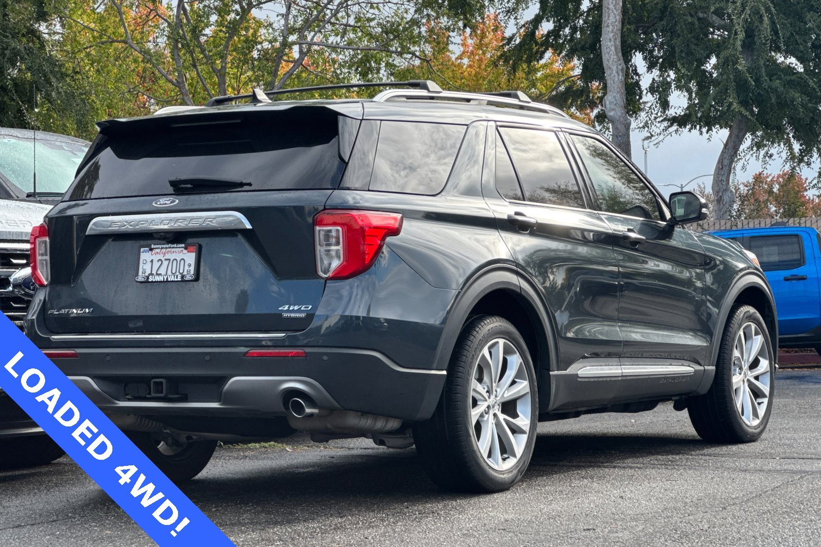 Certified 2022 Ford Explorer Platinum w/ Technology Package image 4