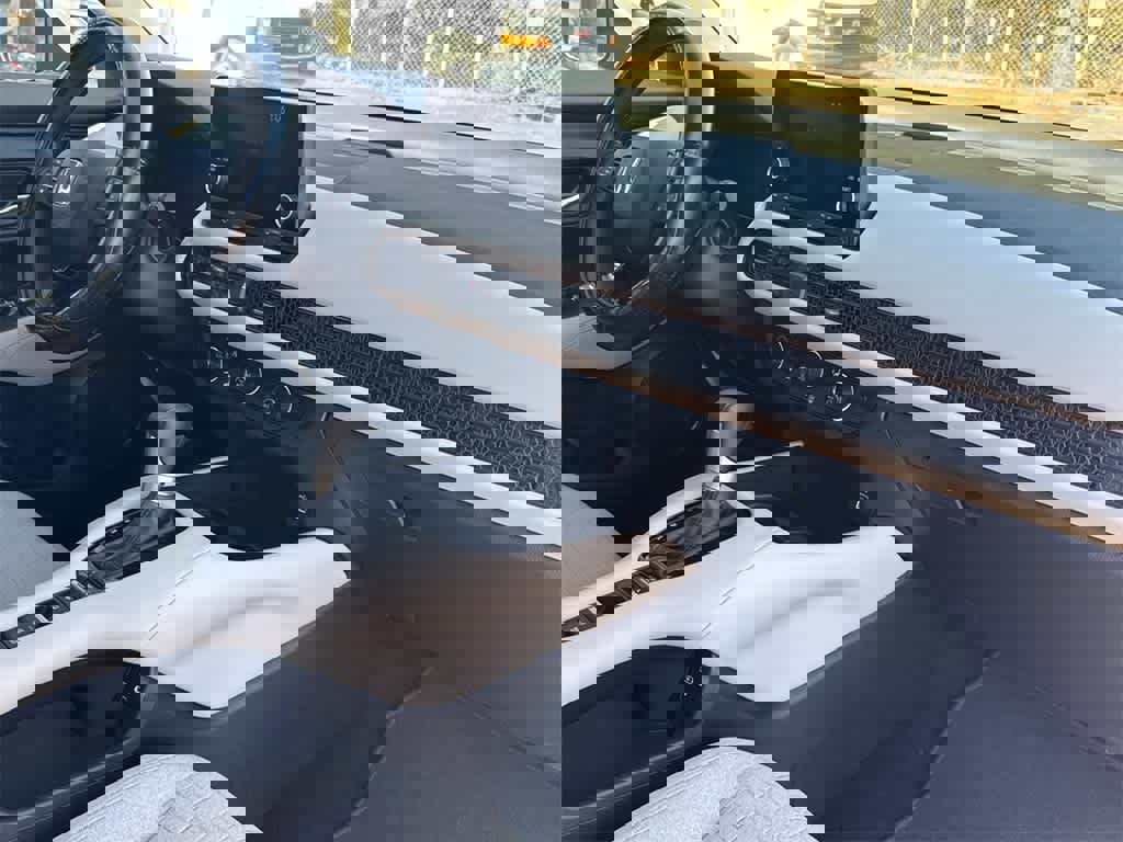 Used 2024 Honda HR-V LX image 12