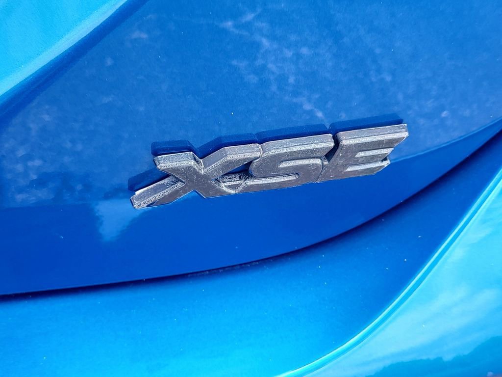 Used 2020 Toyota Camry XSE FWD image 6