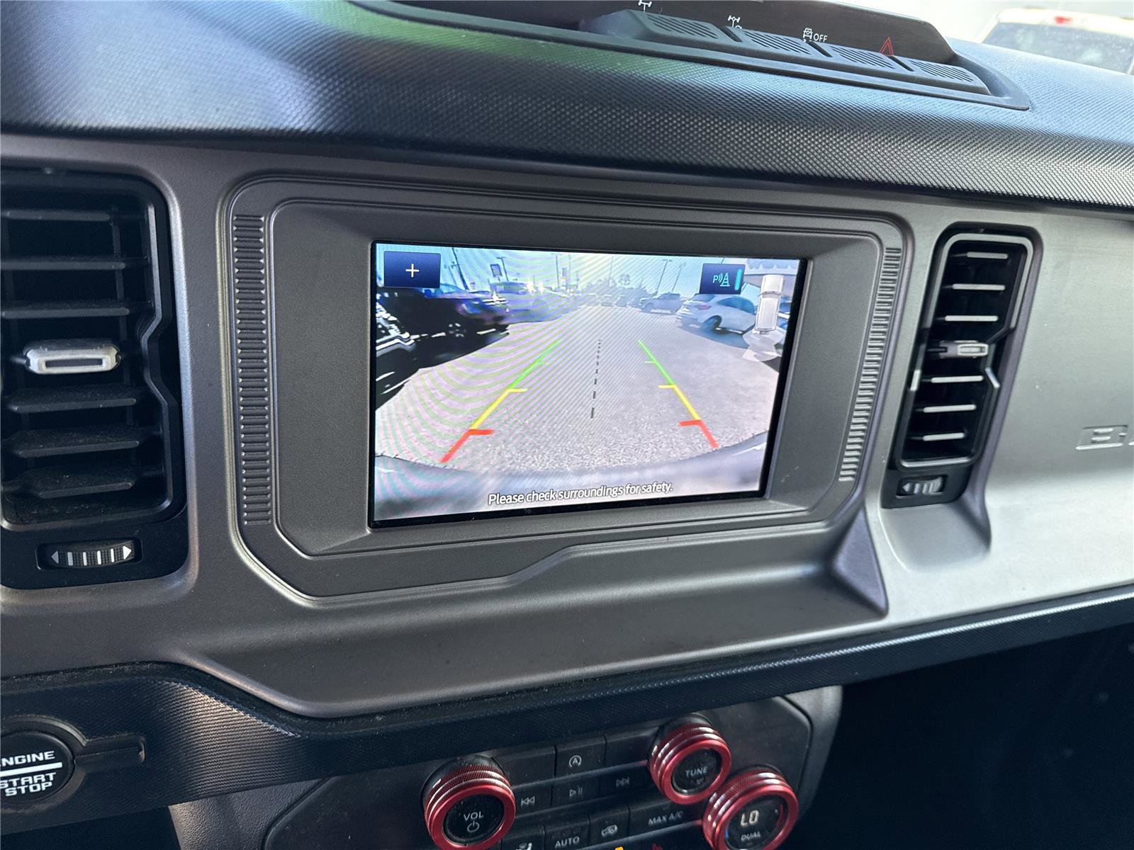 Certified 2021 Ford Bronco Outer Banks image 8