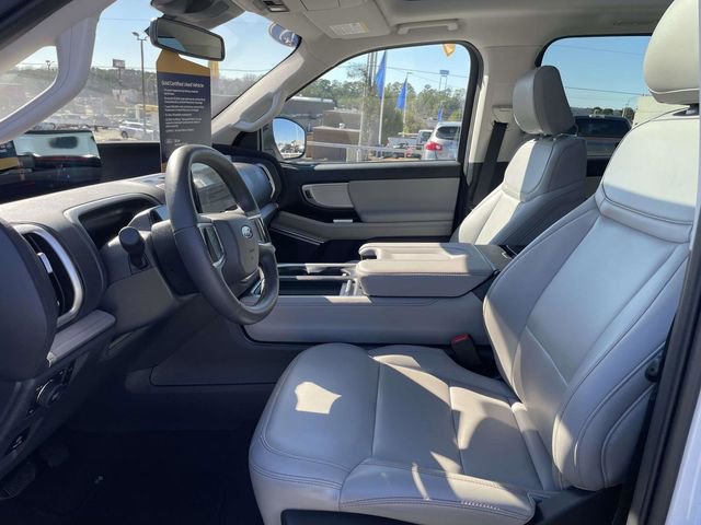 Certified 2025 Ford Expedition Active image 15