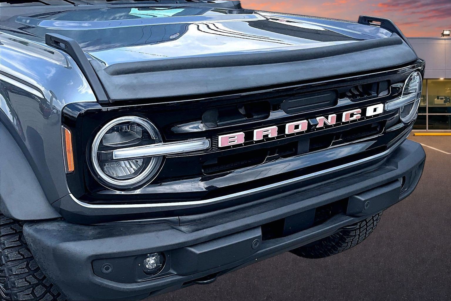 Certified 2023 Ford Bronco Outer Banks w/ Sasquatch Package AWD/4WD image 28