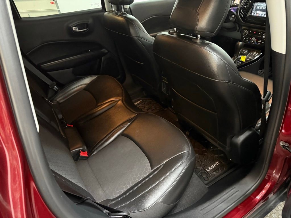 Used 2021 Jeep Compass Latitude image 39