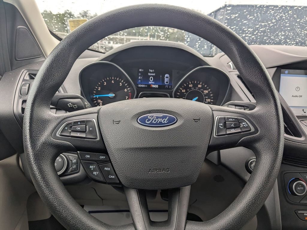 Certified 2019 Ford Escape SE image 16