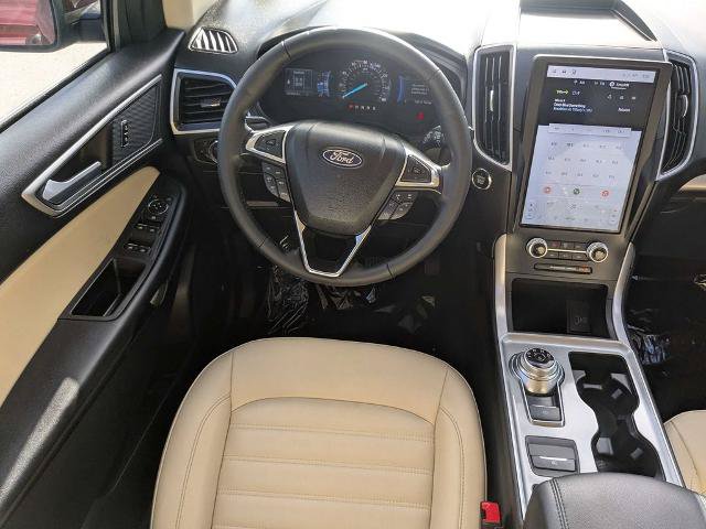 Certified 2024 Ford Edge SEL AWD/4WD image 16