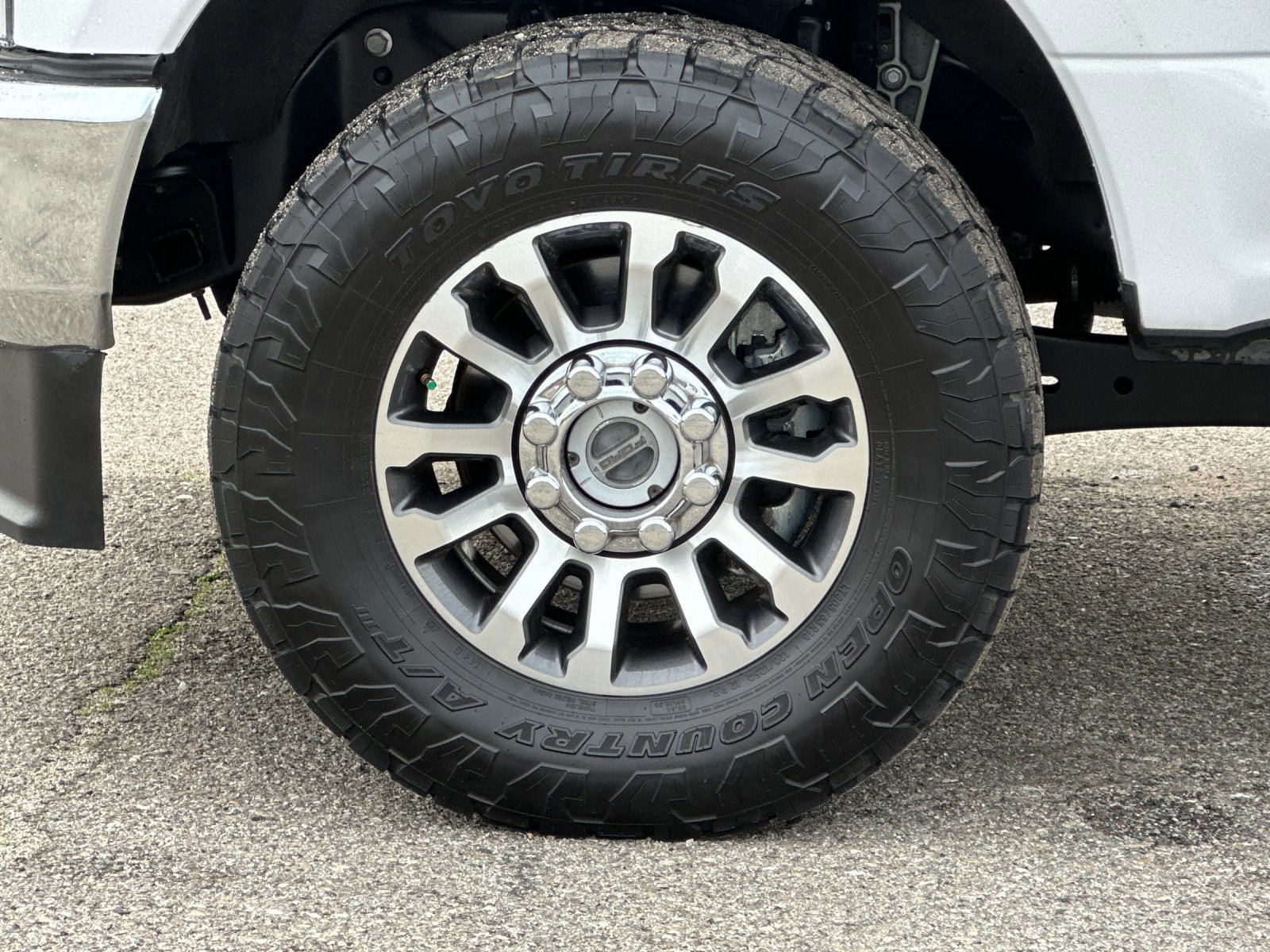 Certified 2021 Ford F350 Lariat w/ Lariat Value Package image 25