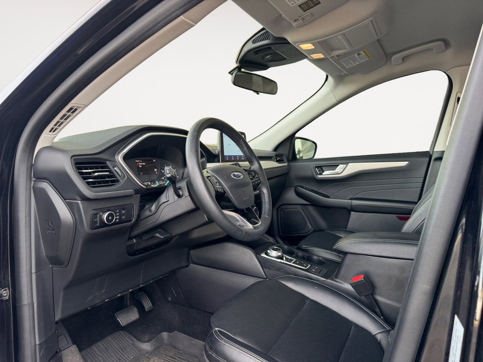 Certified 2022 Ford Escape SEL image 9