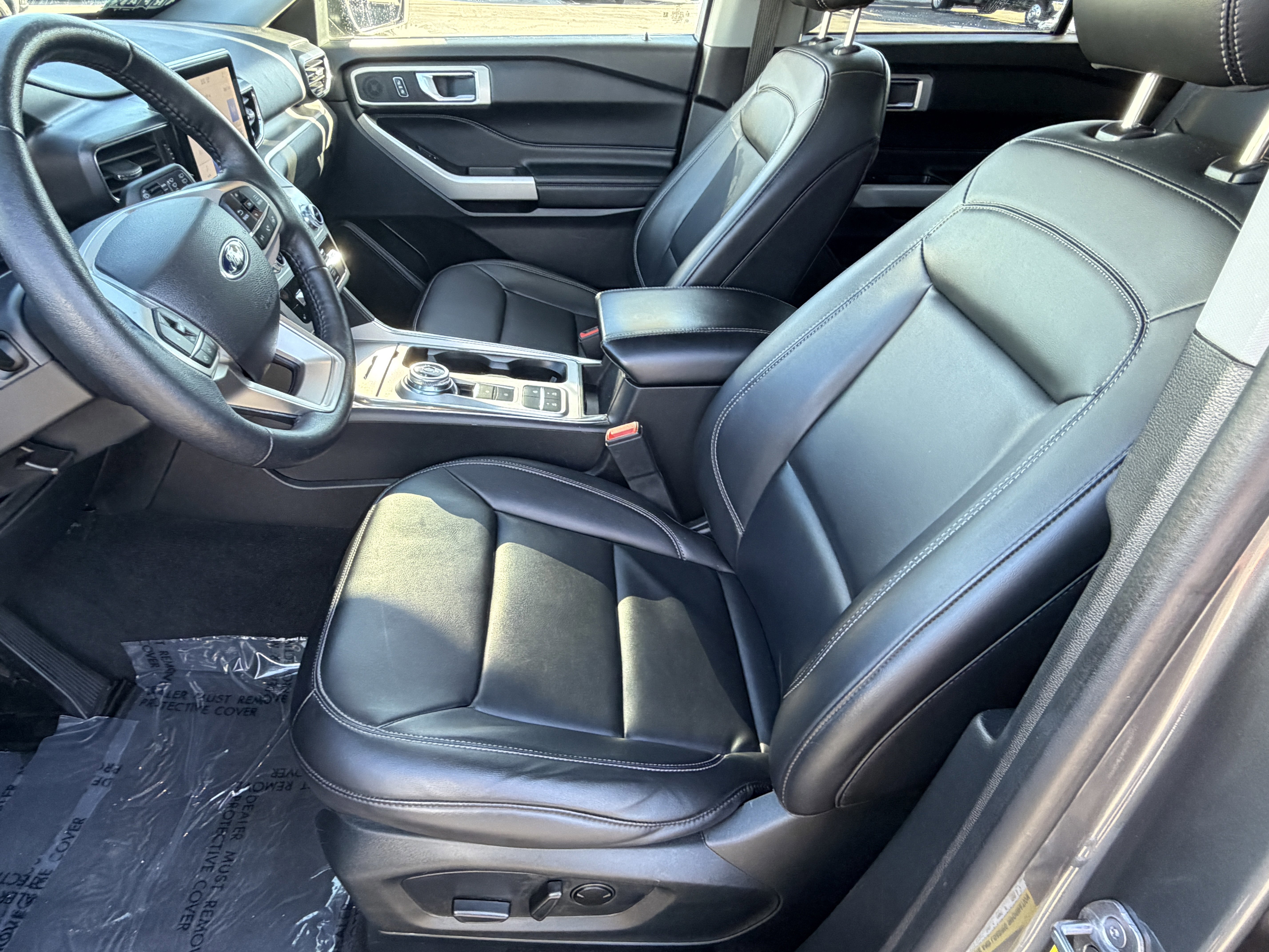 Certified 2023 Ford Explorer XLT w/ Equipment Group 202A RWD image 12