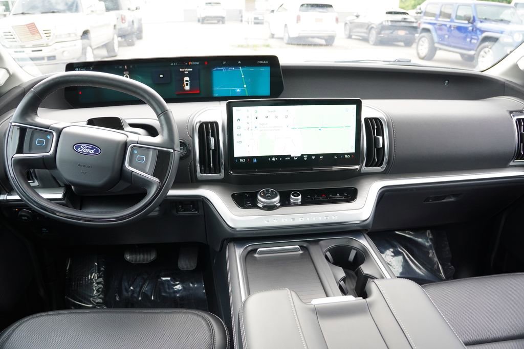 Certified 2025 Ford Expedition Max Platinum AWD/4WD image 22