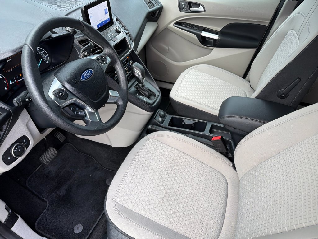 Certified 2023 Ford Transit Connect XLT FWD image 9