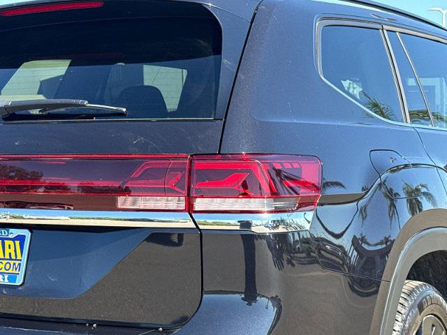 Used 2024 Volkswagen Atlas SE w/ Panoramic Sunroof Package FWD image 26