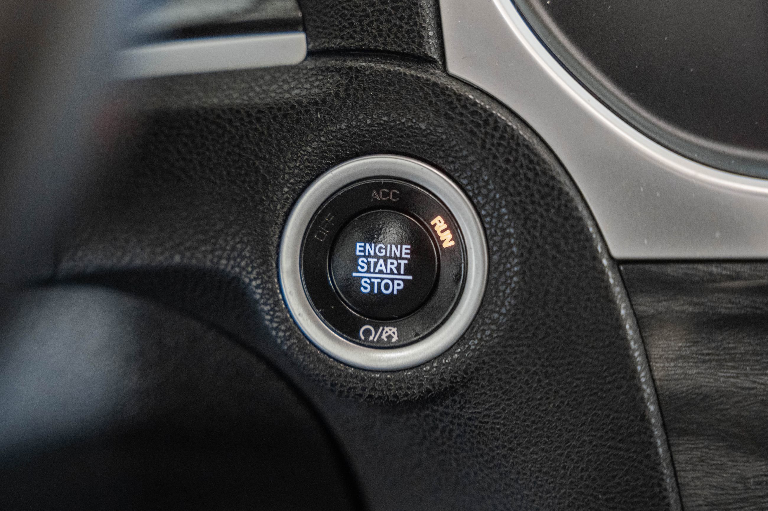 Used 2021 Chrysler 300 Touring w/ Sport Appearance Package image 29