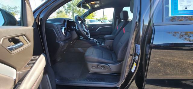 Used 2024 Chevrolet Colorado Z71 w/ Z71 Convenience Package 2 image 7