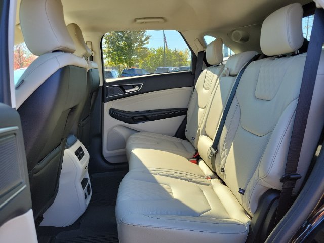 Certified 2024 Ford Edge Titanium w/ Equipment Group 301A AWD/4WD image 25