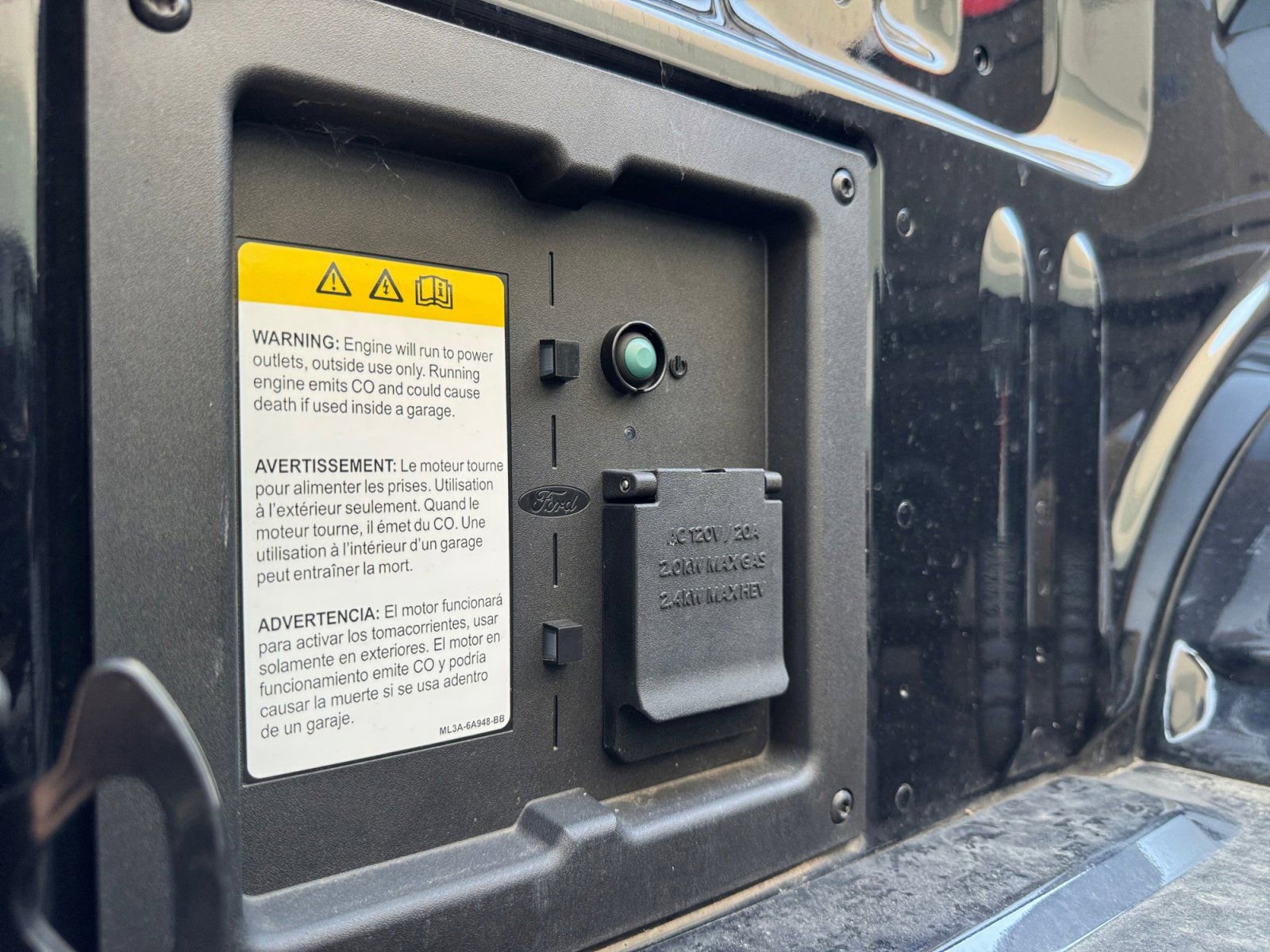 Certified 2024 Ford F150 Lariat image 18