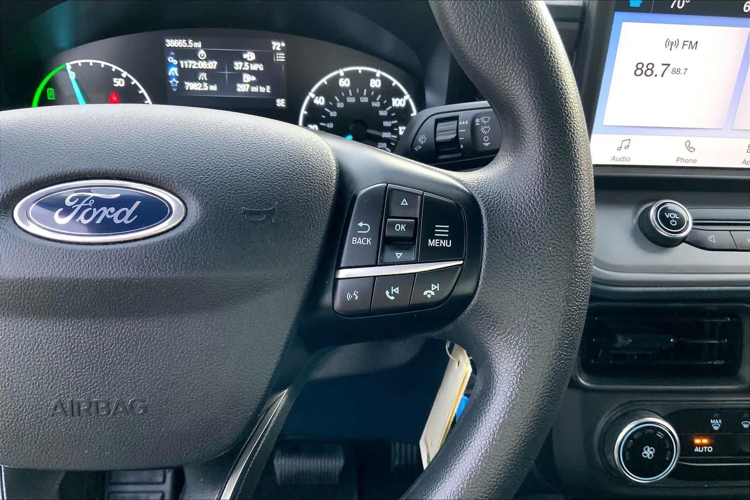 Certified 2023 Ford Maverick XL FWD image 25