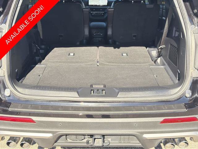 Certified 2025 Ford Explorer Platinum w/ Ultimate Package AWD/4WD image 33