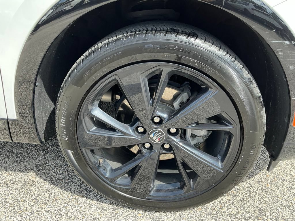 Used 2024 Buick Envision Sport Touring AWD/4WD image 18