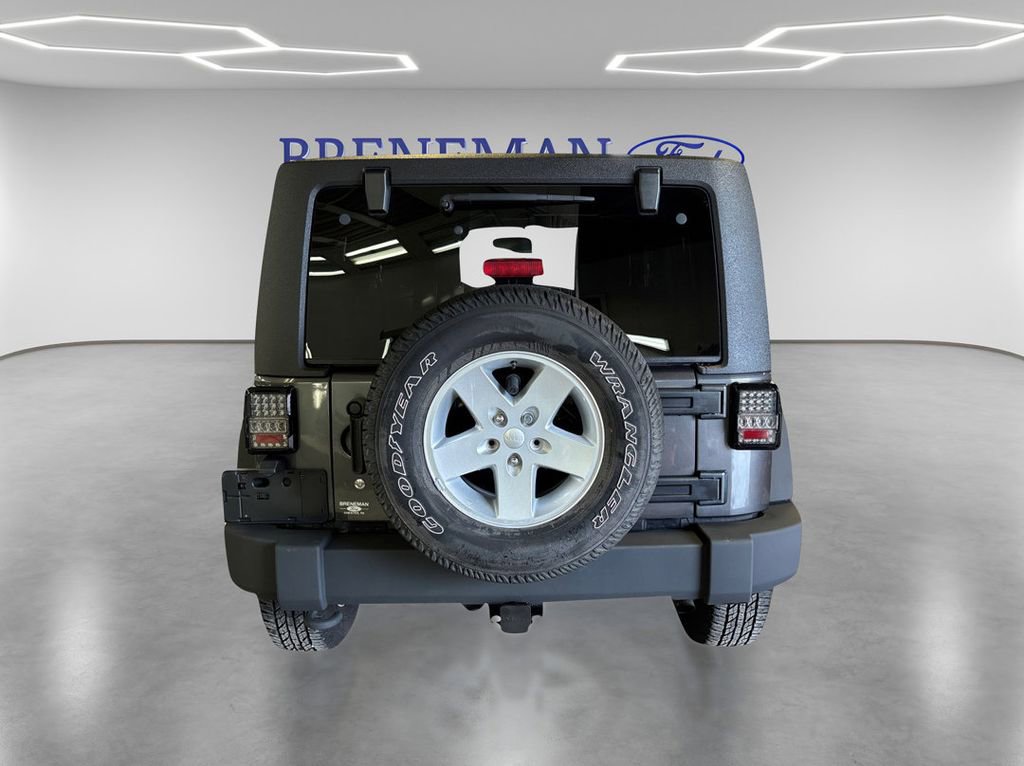 Used 2017 Jeep Wrangler Sport w/ Quick Order Package 24S AWD/4WD image 6