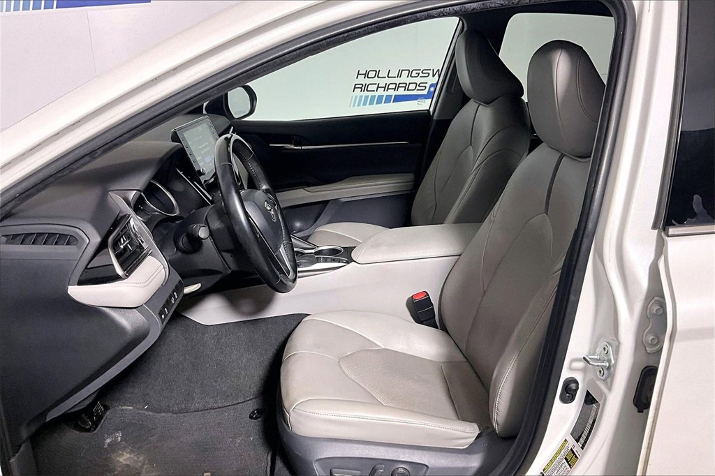 Used 2021 Toyota Camry XLE image 20