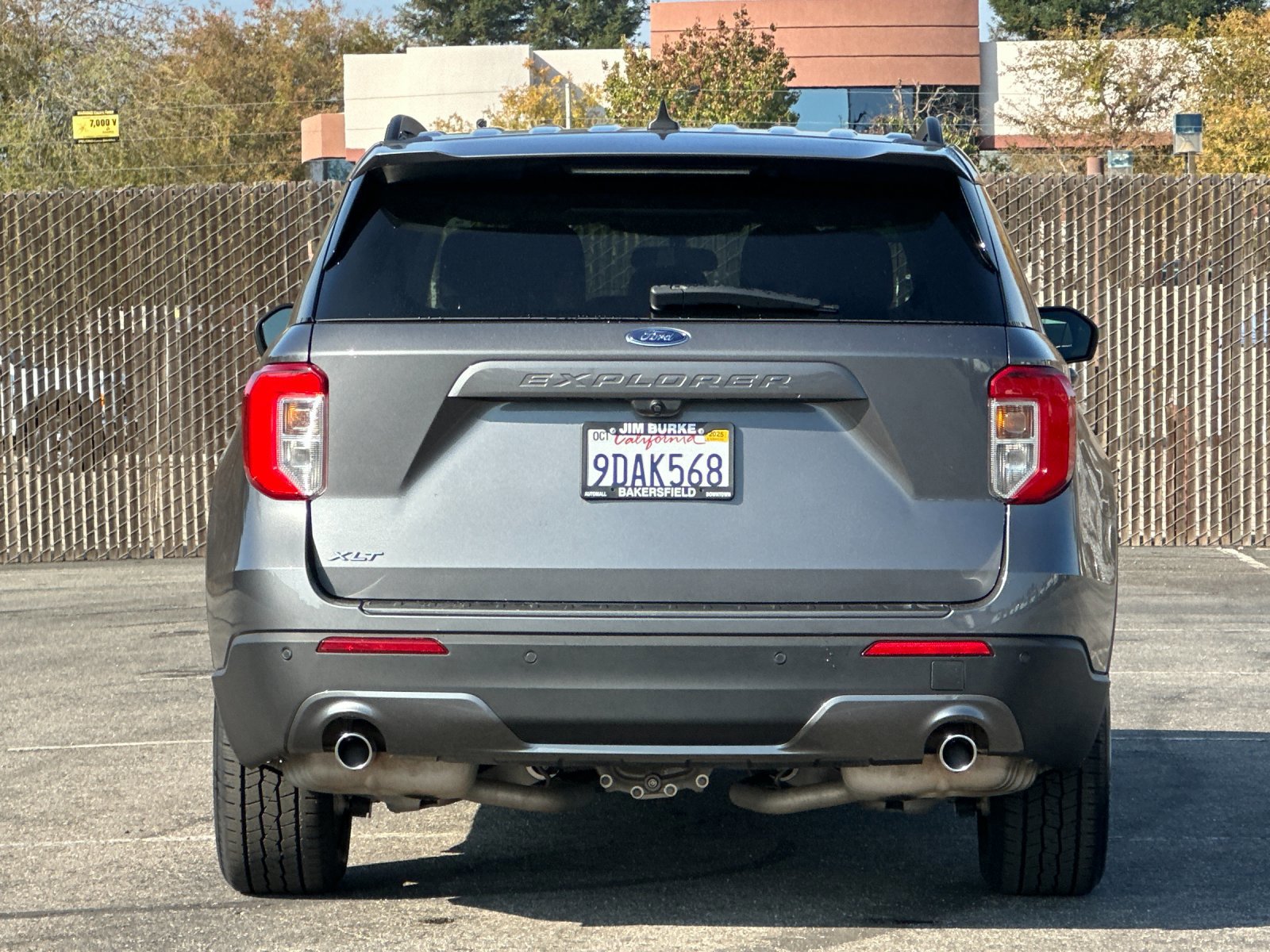 Certified 2022 Ford Explorer XLT w/ Equipment Group 202A image 4