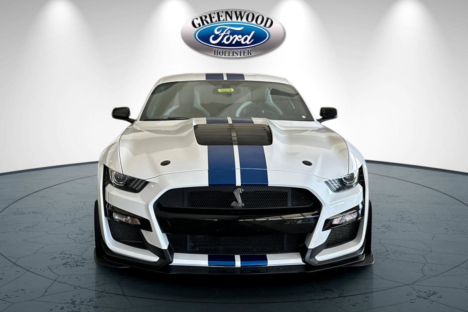 Certified 2021 Ford Mustang Shelby GT500 w/ Technology Package image 9