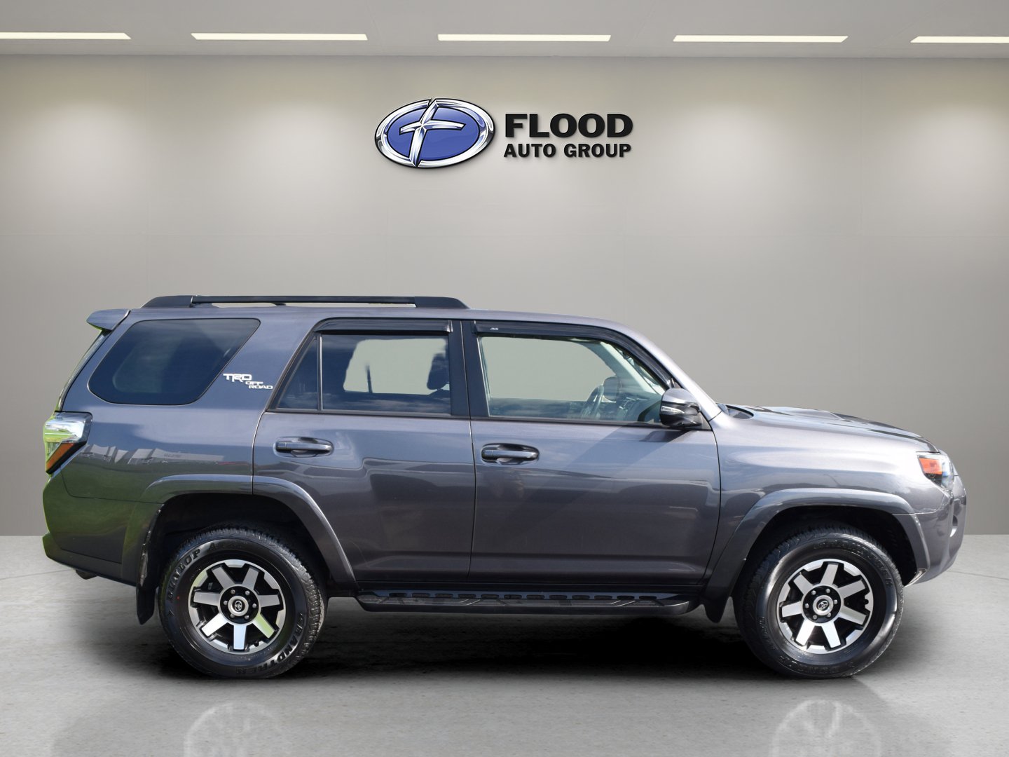 Used 2023 Toyota 4Runner TRD Off-Road Premium w/ Off Road Premium Plus Package AWD/4WD image 3