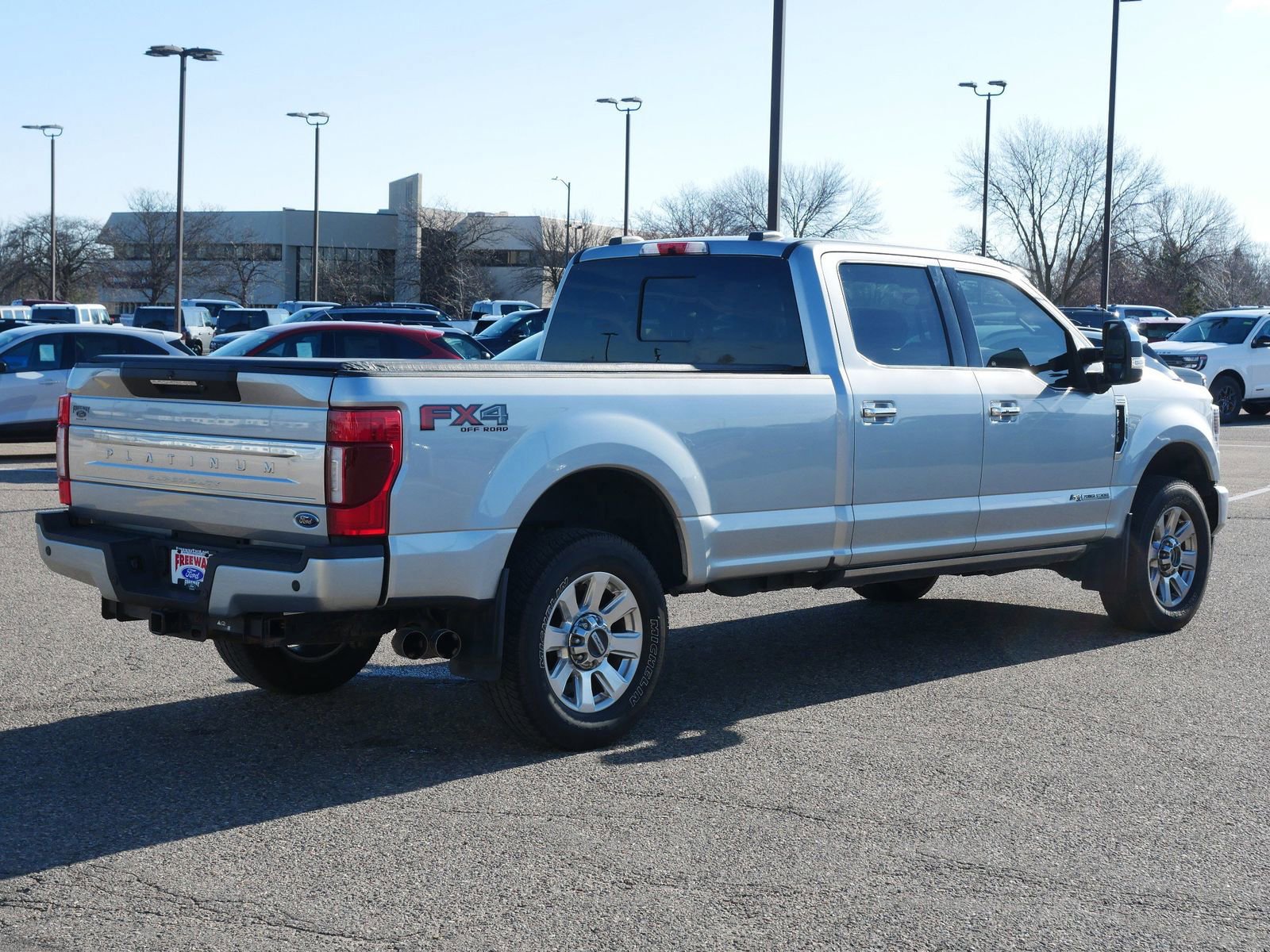Certified 2022 Ford F250 Platinum w/ FX4 Off-Road Package image 4