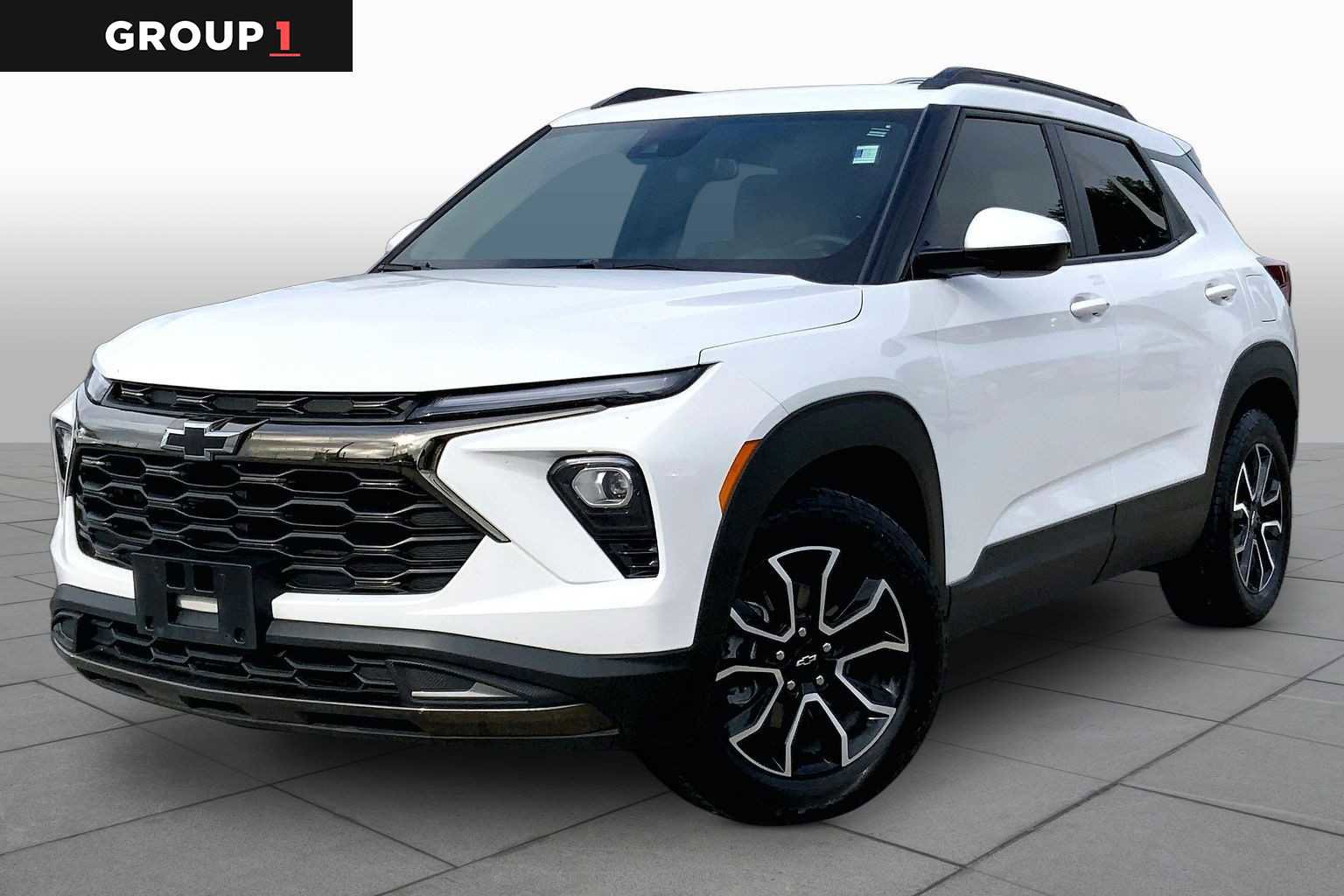 Used 2024 Chevrolet TrailBlazer ACTIV w/ Driver Confidence Package FWD image 1