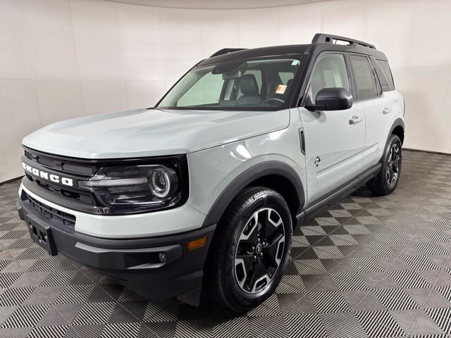 Certified 2022 Ford Bronco Sport Outer Banks w/ Tech Package AWD/4WD image 8