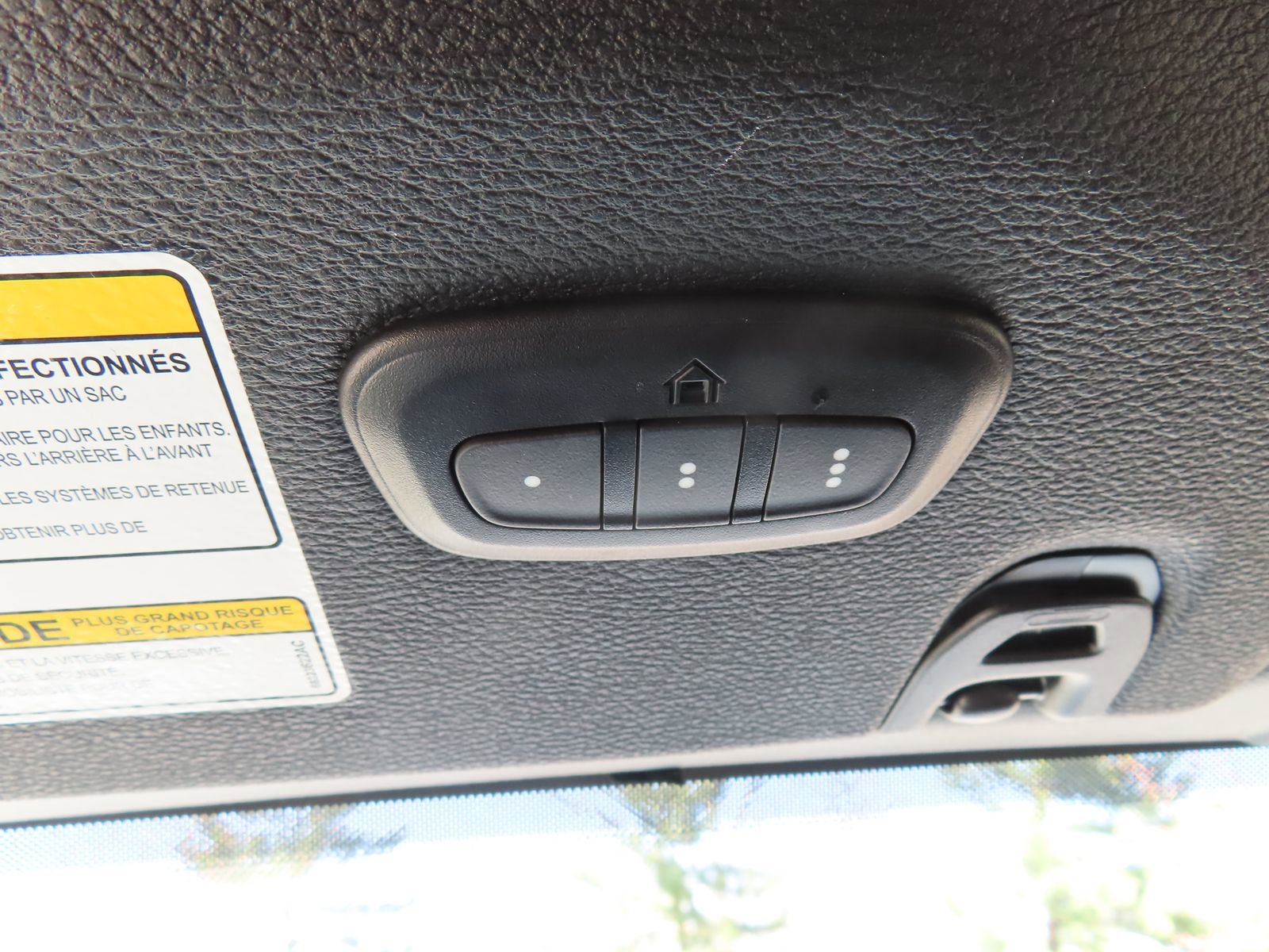 Used 2023 Jeep Wrangler Unlimited Sahara image 39