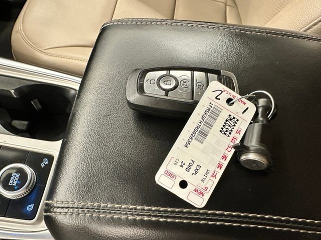 Certified 2024 Ford Explorer Limited image 30