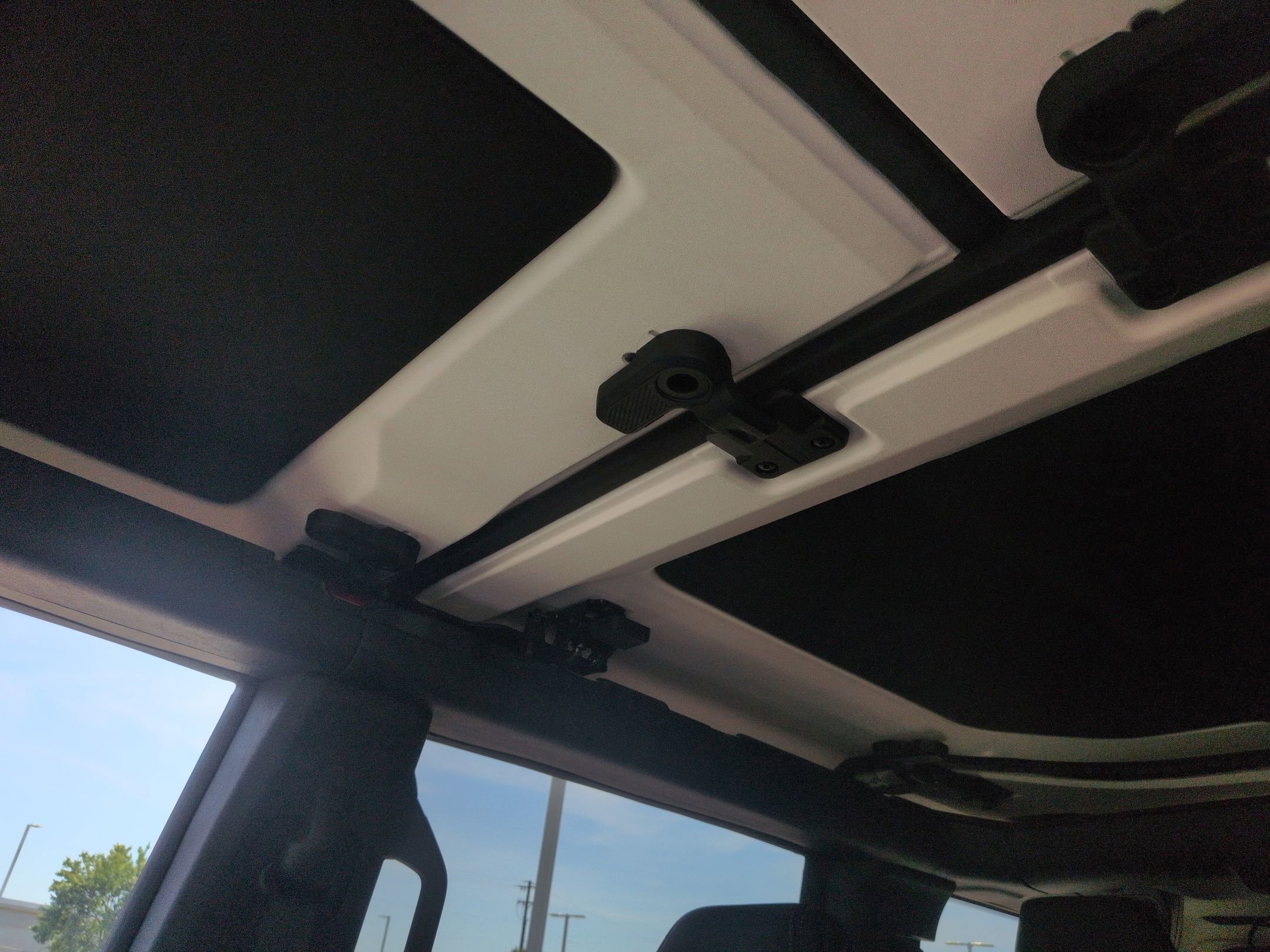 Certified 2025 Ford Bronco Badlands AWD/4WD image 29