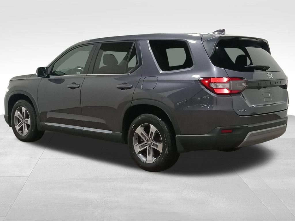 Used 2023 Honda Pilot EX-L image 7