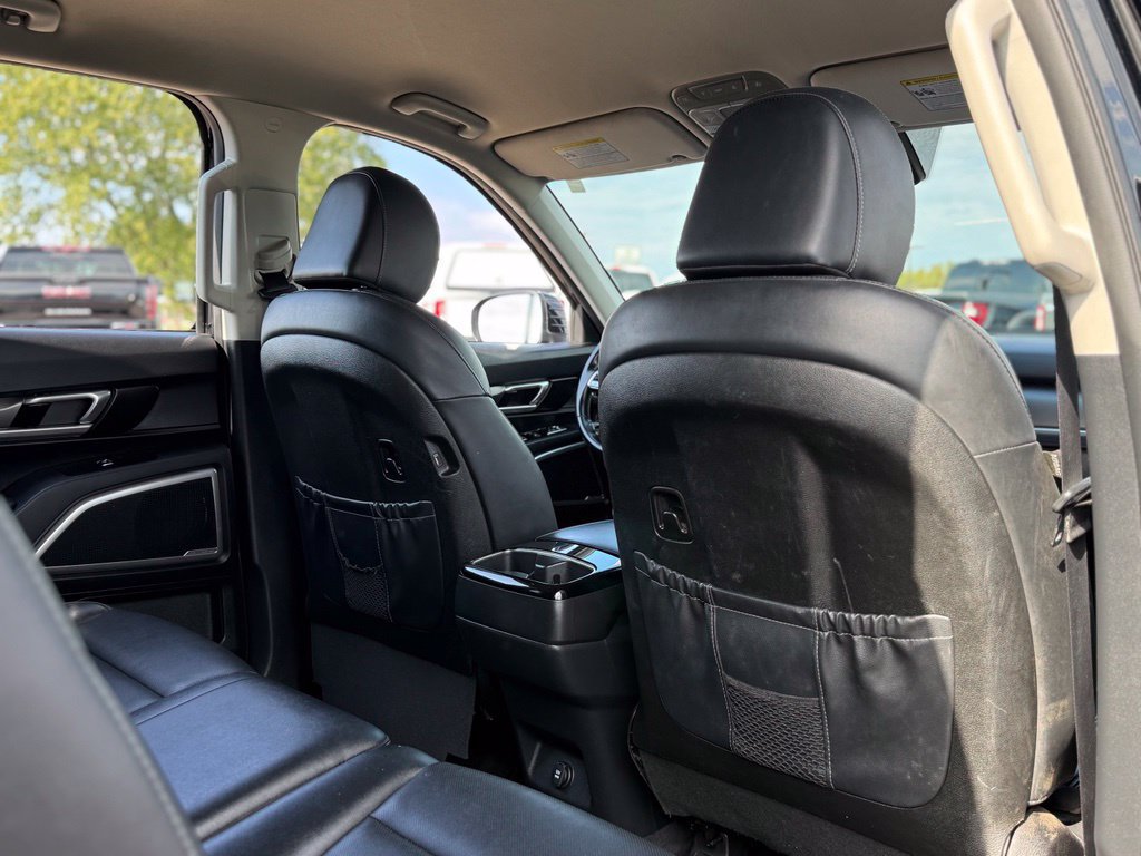Used 2022 Kia Telluride LX AWD/4WD image 16